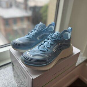 NWB Bestselling APL Icy Blue Running Shoes W 6 Y 4.5 $350